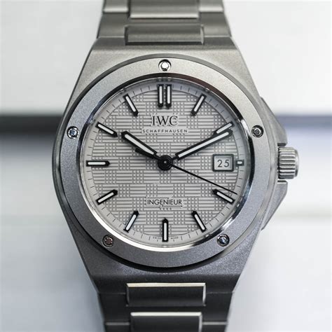 iwc ingenieur 40mm lug to lug|iwc ingenieur 40 titanium bracelet.